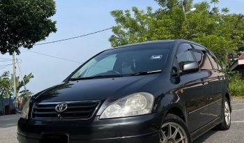 
										2005 Toyota Ipsum 2.4 (A) full									