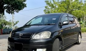 2005 Toyota Ipsum 2.4 (A)