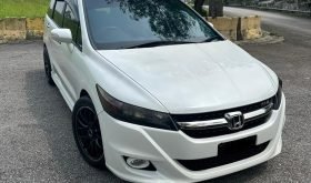 2013 Honda Stream 1.8 RSZ (A)