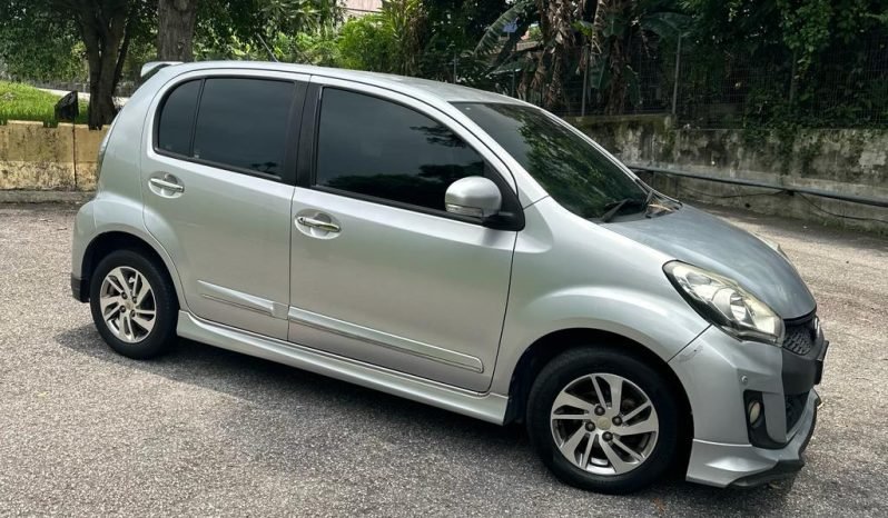 
								Perodua Myvi SE 1.5L Auto full									