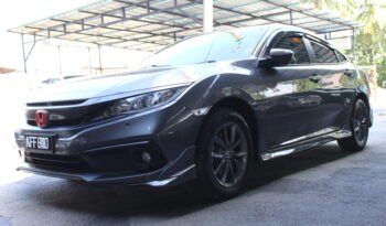 
										2022 Honda Civic 1.8L I-Vtec full									