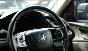 
										2022 Honda Civic 1.8L I-Vtec full									