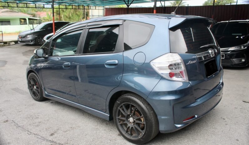 Honda Jazz RS Hybrid RM550/mth