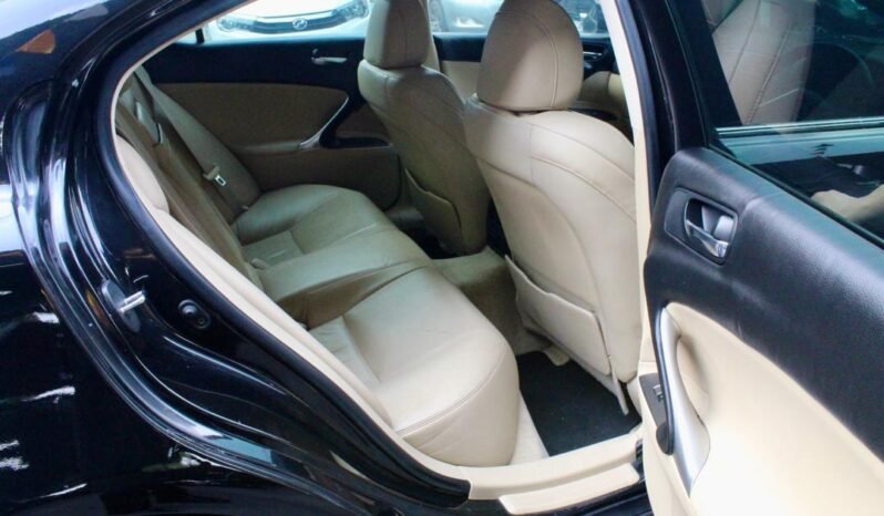 
								2006 Lexus 2.5 SE (A) full									