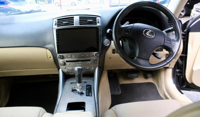 
								2006 Lexus 2.5 SE (A) full									