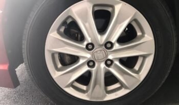 
										2012 Honda Jazz Hybrid CBU full									