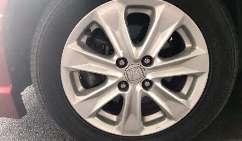 
								2012 Honda Jazz Hybrid CBU full									