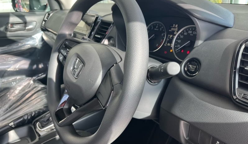
								Honda City Hatchback S full									