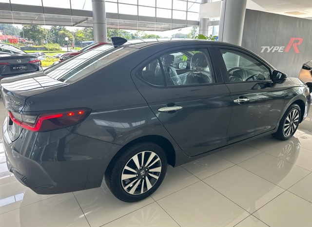 
								Honda City E full									