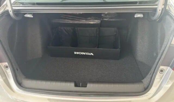 
										Honda City V full									
