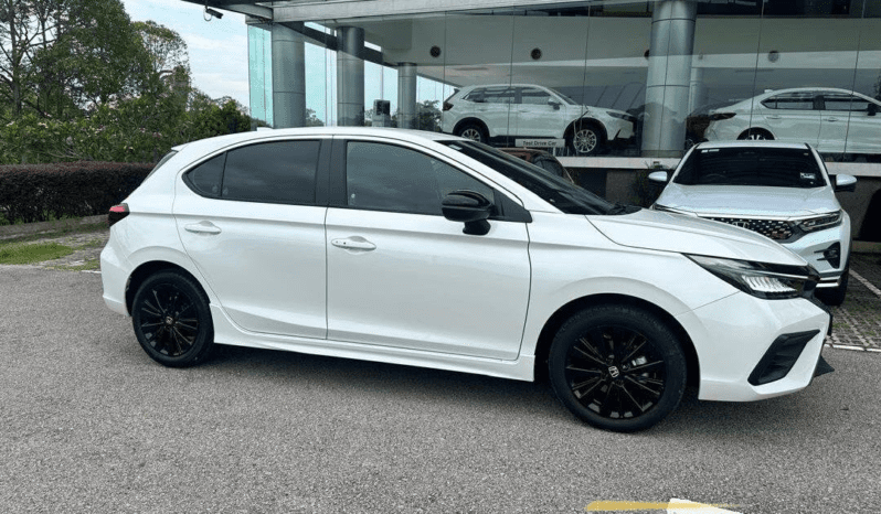 
								Honda City Hatchback RS Hybrid full									