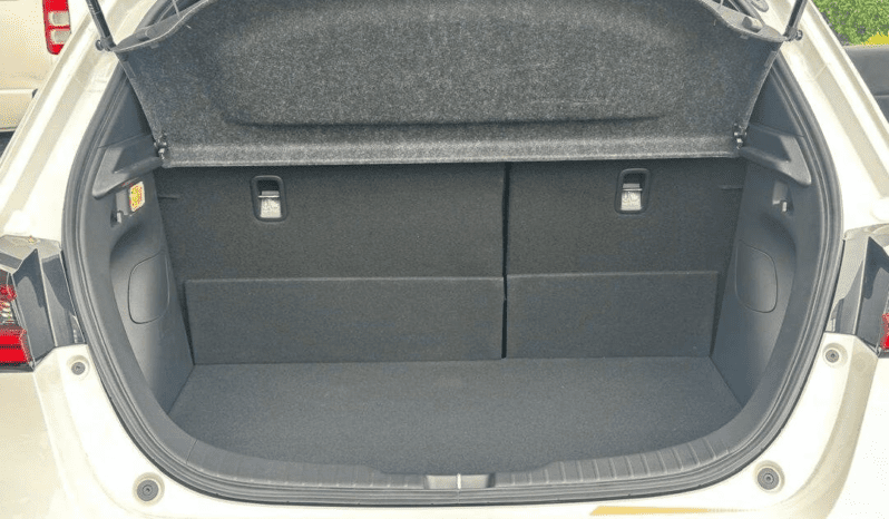 
								Honda City Hatchback RS Hybrid full									