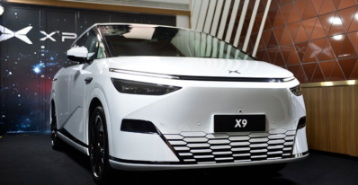 XPeng X9