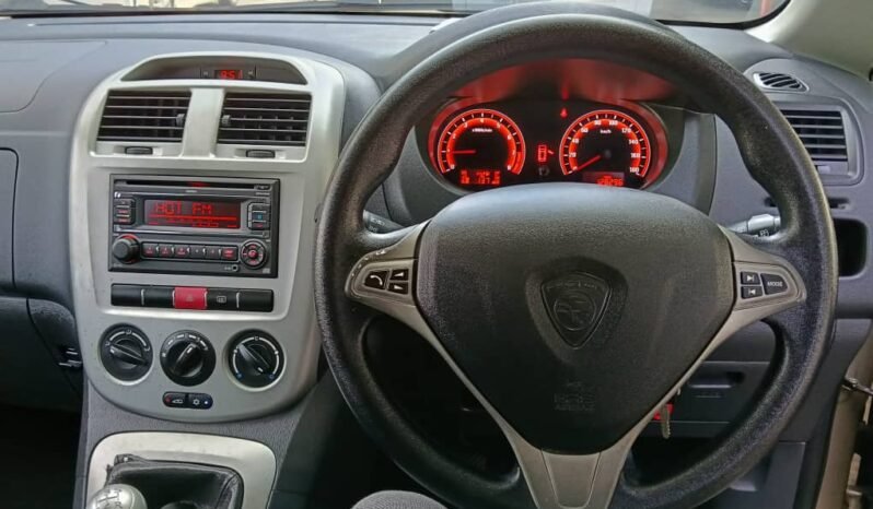 
								2013 Proton Exora 1.6 (M) full									