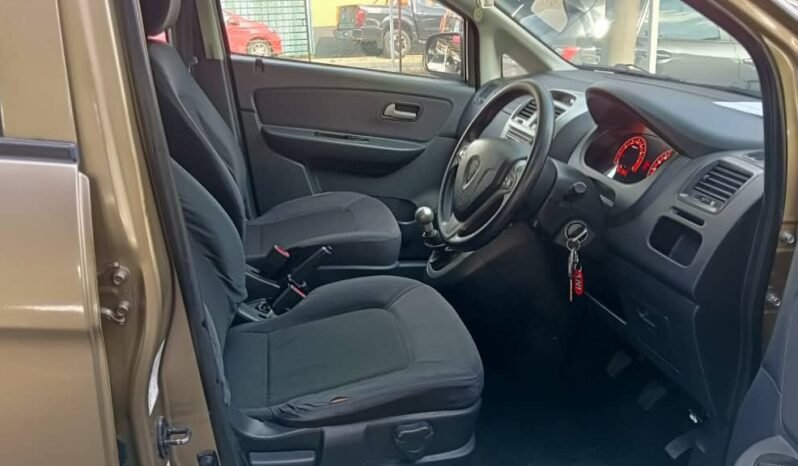 
								2013 Proton Exora 1.6 (M) full									