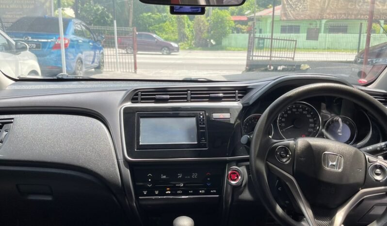 
								Honda City 1.5 E Sedan 2018 full									