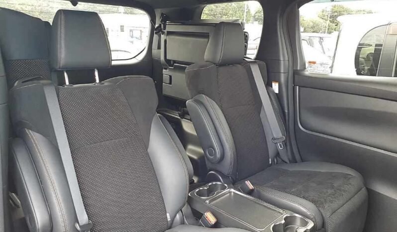 
								Toyota Alphard S Type Gold II 2021 | Grade 4.5 | Black | Modellista Bodykit full									