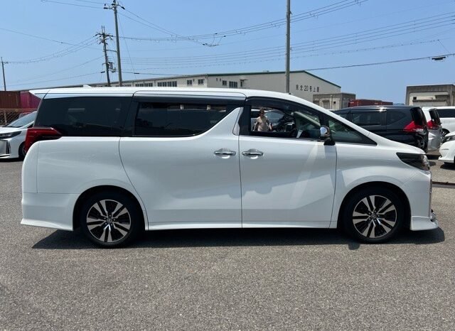 
								Toyota Alphard SC 2021 | Grade 4.5 | Pearl White | TRD Bodykit full									