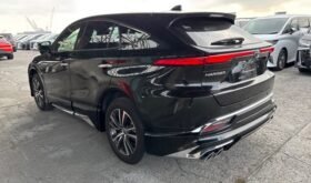 Toyota Harrier G 2021 | Grade 4.5 | Black | Modellista Bodykit
