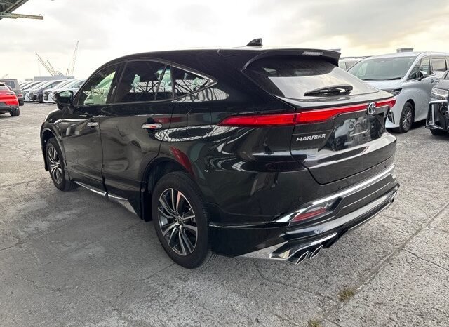 
								Toyota Harrier G 2021 | Grade 4.5 | Black | Modellista Bodykit full									