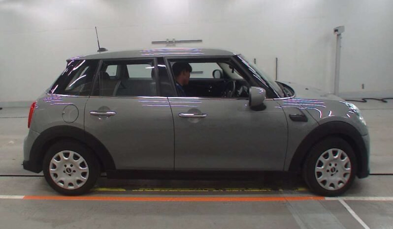 
								MINI Cooper 1.5 Facelift 2022 | Grade 5A | Grey full									