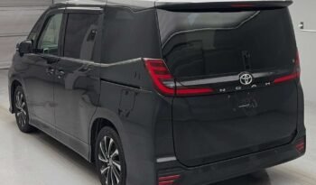 
										Toyota Noah SZ 2022 | Grade 5.0 | Black full									