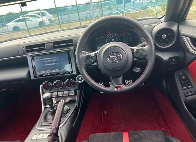 
								Toyota GR86 Manual 2022 | Grade 4.5A | Pearl White full									