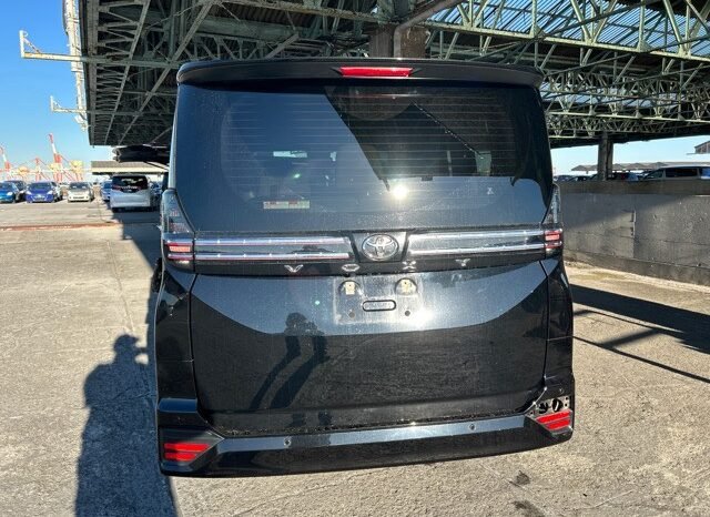 
								Toyota Voxy SG 2022 | Grade 4.5A | Black full									