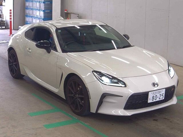 2022 Toyota GR86 RZ – 7K KM